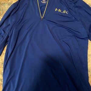 Huk Lightweight Pullover